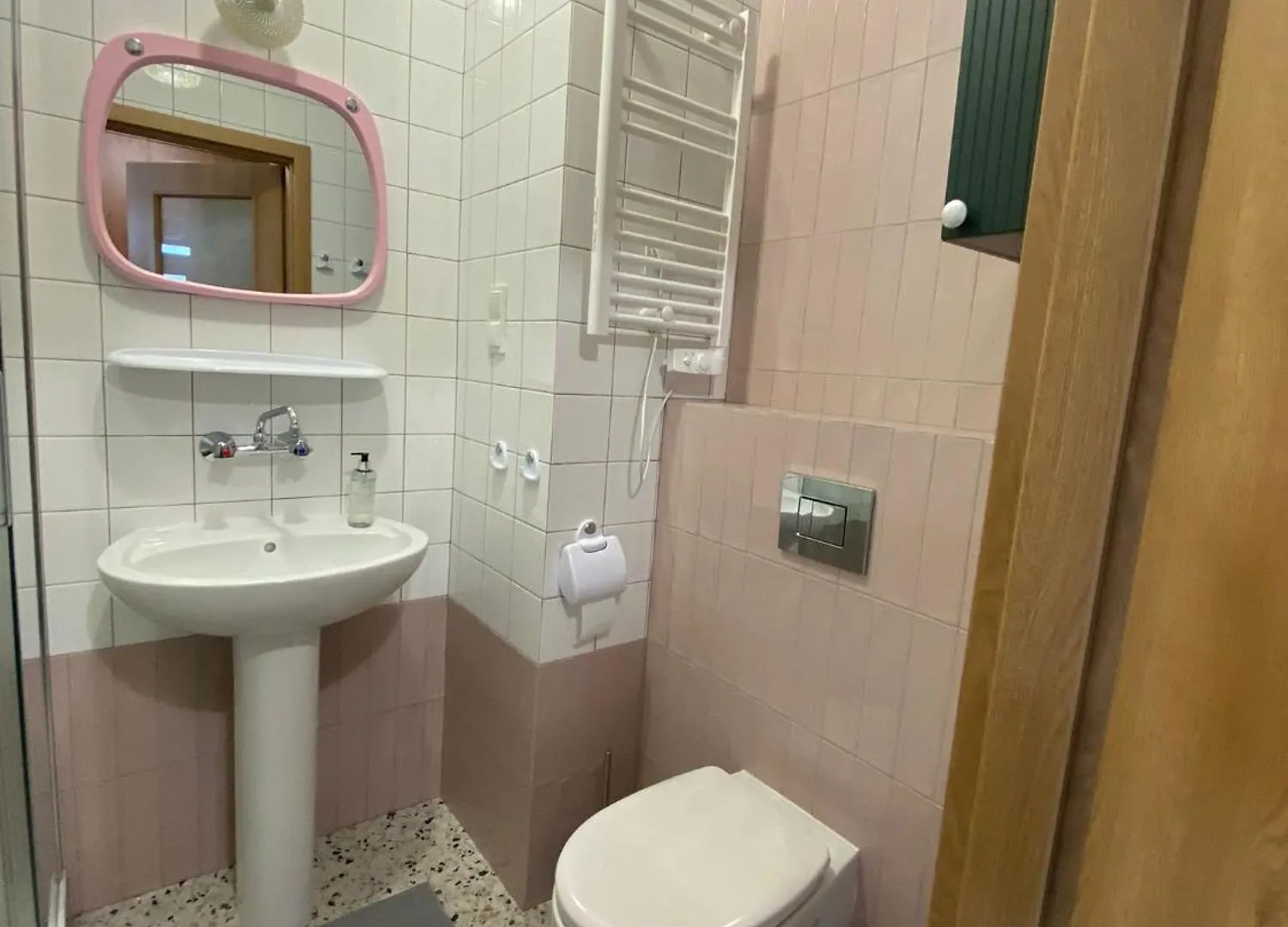 Lux Lotnisko Apartment Wroclaw